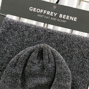 Geoffrey Beene Knits